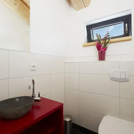 In By Slope & Sonnenbahn