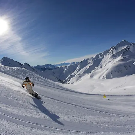 In By Slope & Sonnenbahn Σαλέ Ladis