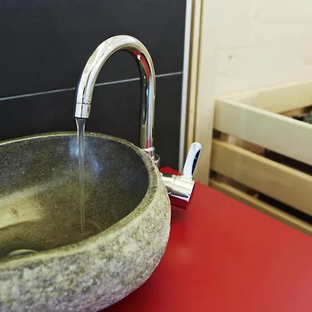 In By Slope & Sonnenbahn * Ladis