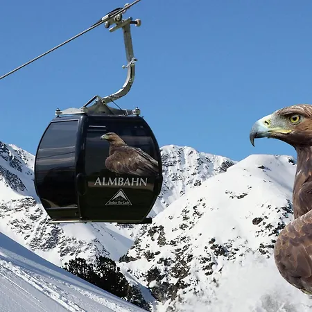 In By Slope & Sonnenbahn Alpehytte